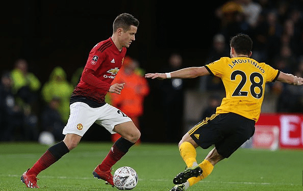 迫使俱乐部 迫使俱乐部